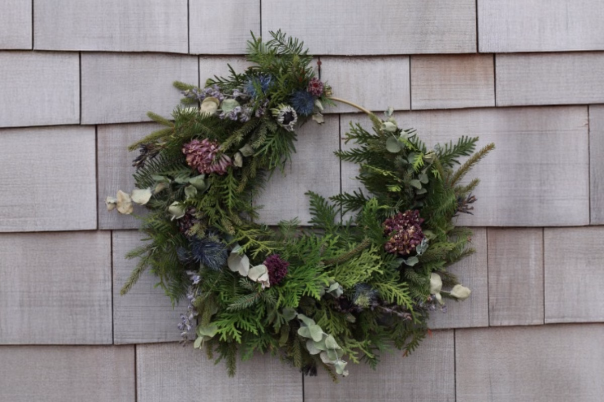 Fy27 Holiday Catalog Images Resized For Web 59 Elle Sullivan Evergreen Wreath