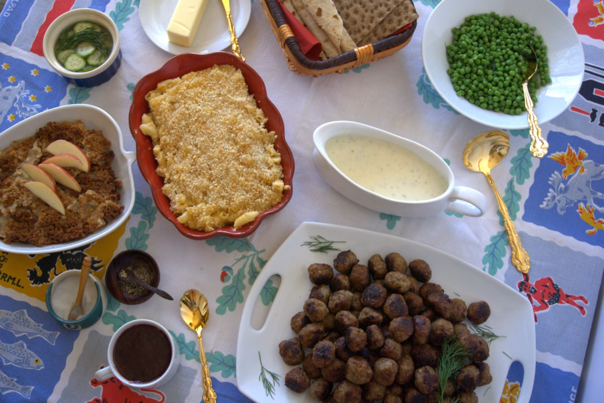 Fy27 Holiday Catalog Images Resized For Web 63 Patrice Johnson Julbord